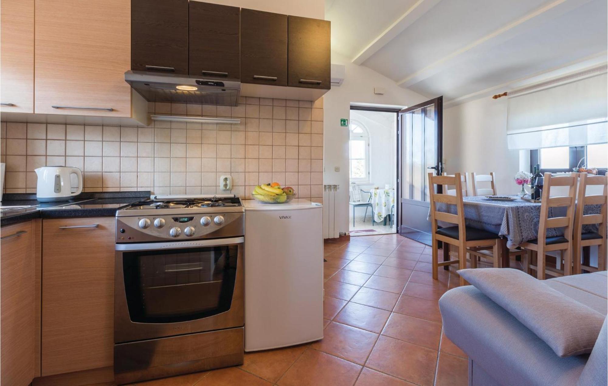 Amazing Apartment In Pazin With Wifi Katun Lindarski Exterior foto